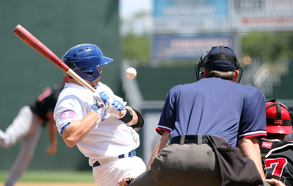Sports/Baseball
