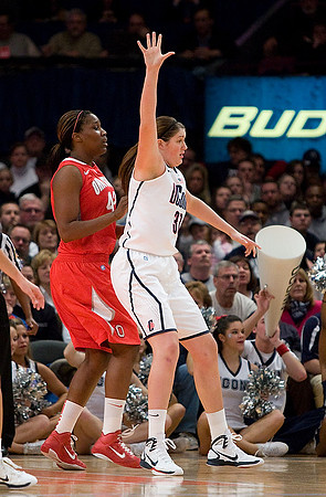 Sports/College Basketball